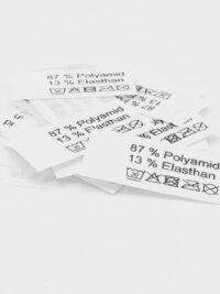 031 50 St. Textiletiketten 87% Polyamid 13% Elastan