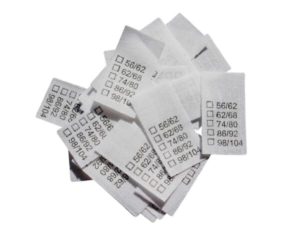 25 Textiletiketten Universal Größe 56/62 - 98/104