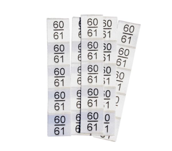 25 selbstklebende Textiletiketten Größe 60/61