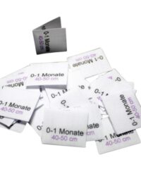 25 Textiletiketten Baby- und Kindergrößen 0-1 M 25 Textiletiketten Baby- und Kindergrößen 0-1 M