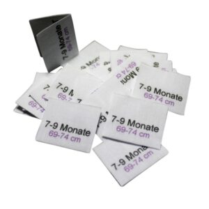 25 Textiletiketten Baby- und Kindergrößen 7-9 M 25 Textiletiketten Baby- und Kindergrößen 7-9 M