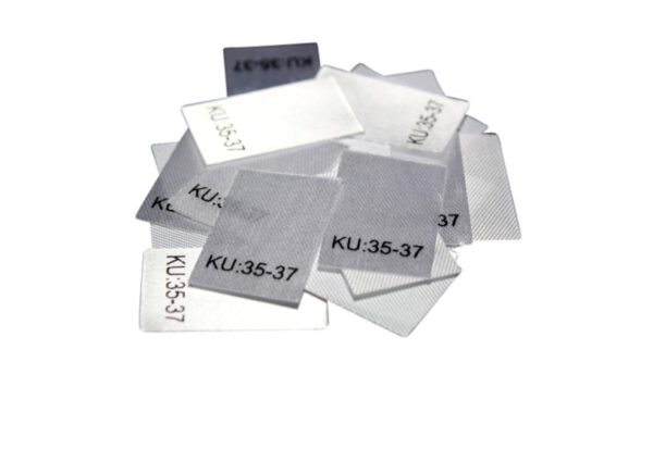 25 Textiletiketten Größe KU: 35-37
