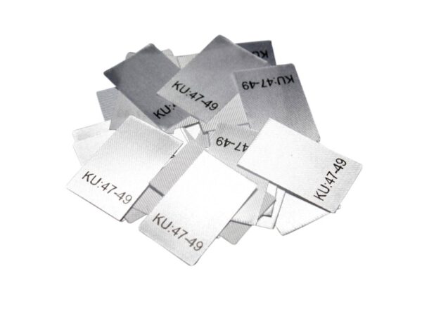 25 Textiletiketten Größe KU: 47-49