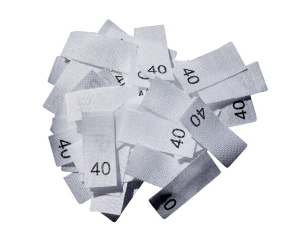25 Textiletiketten - Größe 40 auf Mischband