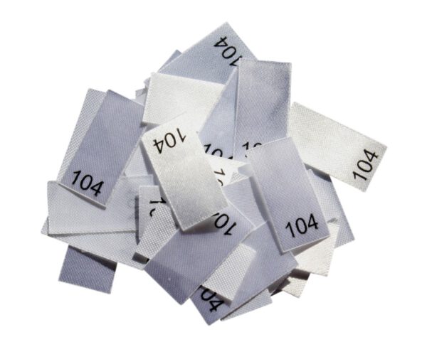 25 Textiletiketten - Größe 104