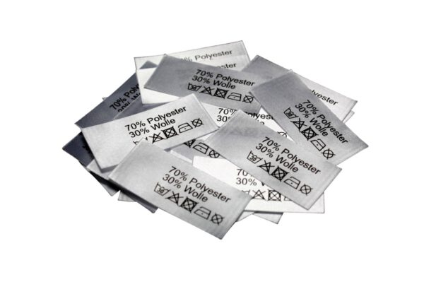 50 Textiletiketten 70% Polyester 30% Wolle 50 Textiletiketten 70% Polyester 30% Wolle