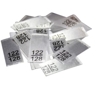 25 Textiletiketten - Größe 122/128