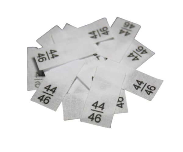 25 Textiletiketten - Größe 44/46 auf Mischband 25 Textiletiketten - Größe 44/46 auf Mischband