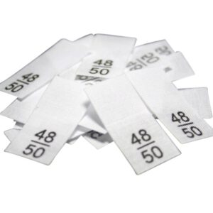 25 Textiletiketten - Größe 48/50 auf Mischband