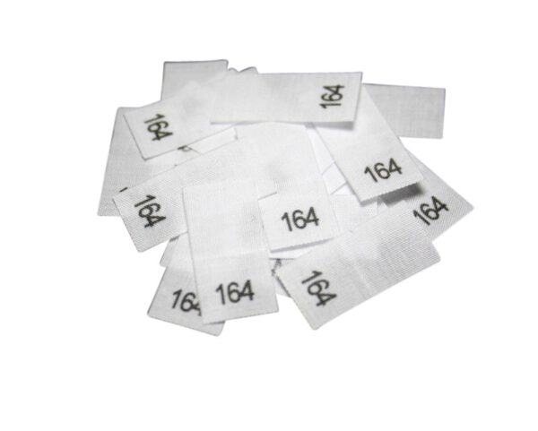 25 Textiletiketten - Größe 164 auf Mischband