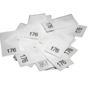25 Textiletiketten - Größe 176 auf Mischband