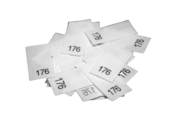 25 Textiletiketten - Größe 176 auf Mischband