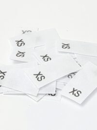 25 St. Textiletiketten  Größe XS auf Mischband