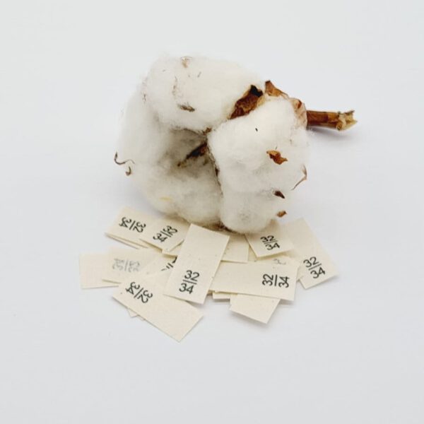 25 St. Textiletiketten  Größe 32/34 auf Naturbaumwollband