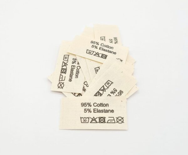 il_fullxfull.5526276848_5bz2.jpg 50 St. Textiletiketten aus Naturbaumwollband mit der Aufschrift 95% Cotton 5 Elastane (englisch)
