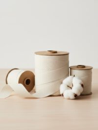 25 St. Label mit Herz-Symbol Handgemacht