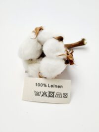 Textiletiketten aus Naturbaumwollband mit der Aufschrift 100% Leinen