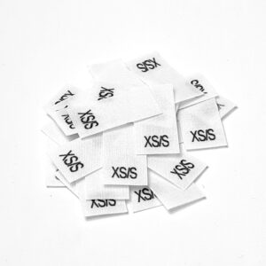 25 Textiletiketten  Größe XS/S auf Mischband